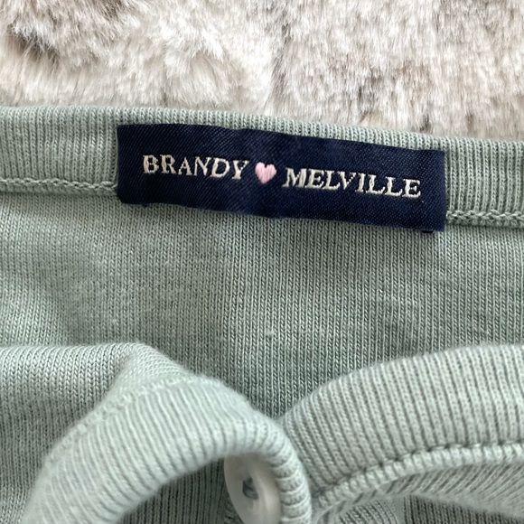 Brandy Melville Green Zelly Button Up Crop Tank Top - Picture 5 of 10